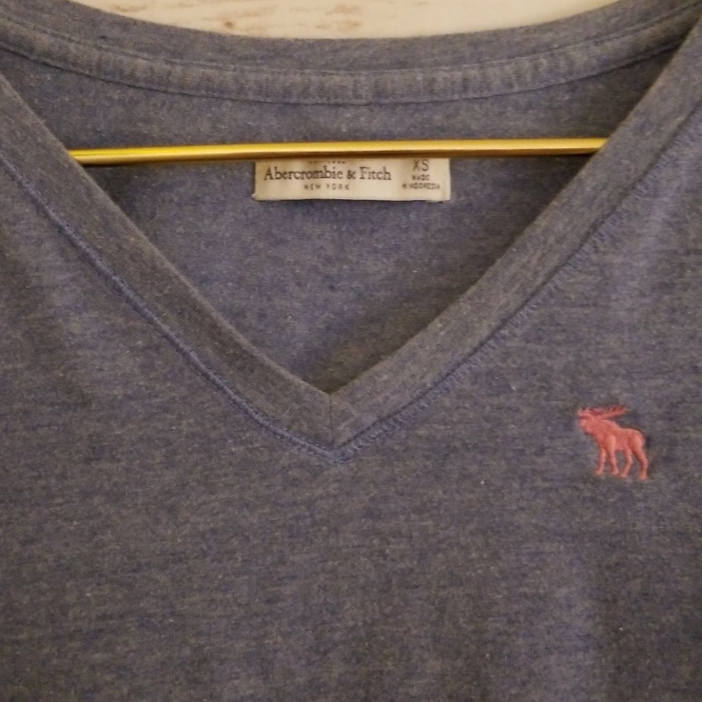 Abercrombie &Fitch Long Sleeves Top - Picture 3 of 4